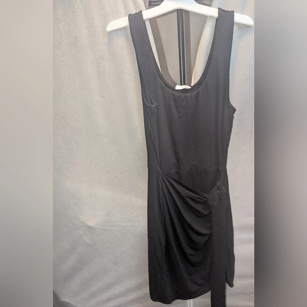 Vestique Classic Black Mini Wrap Tie Dress - Picture 4 of 4